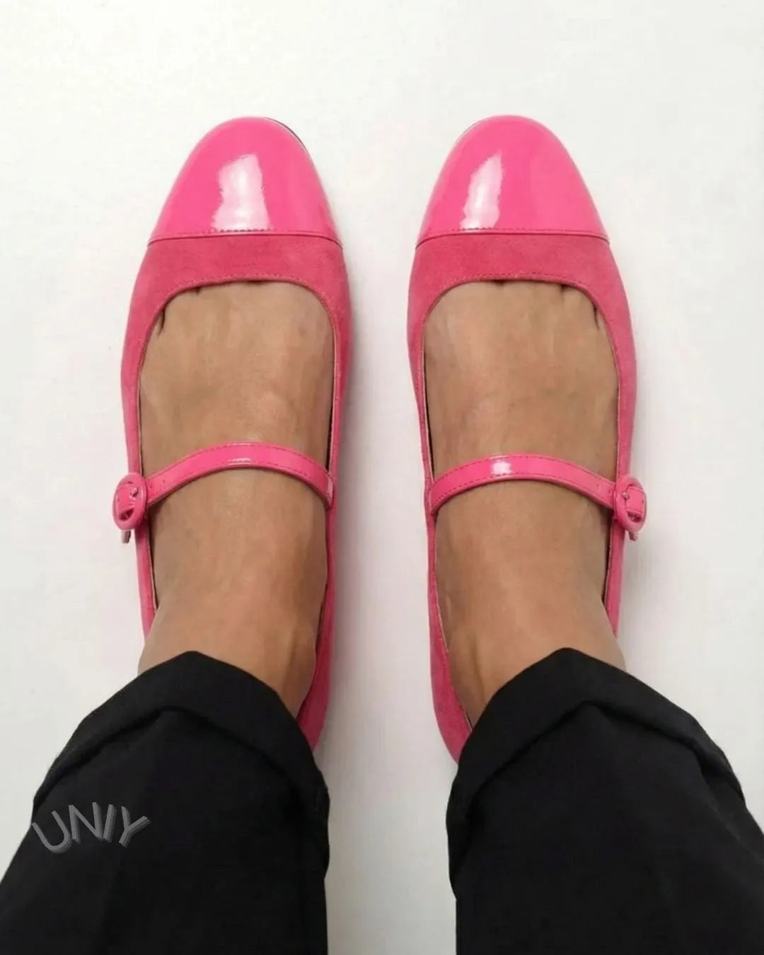Magenta Colorblock Round Toe Ankle Strap Casual Flats
