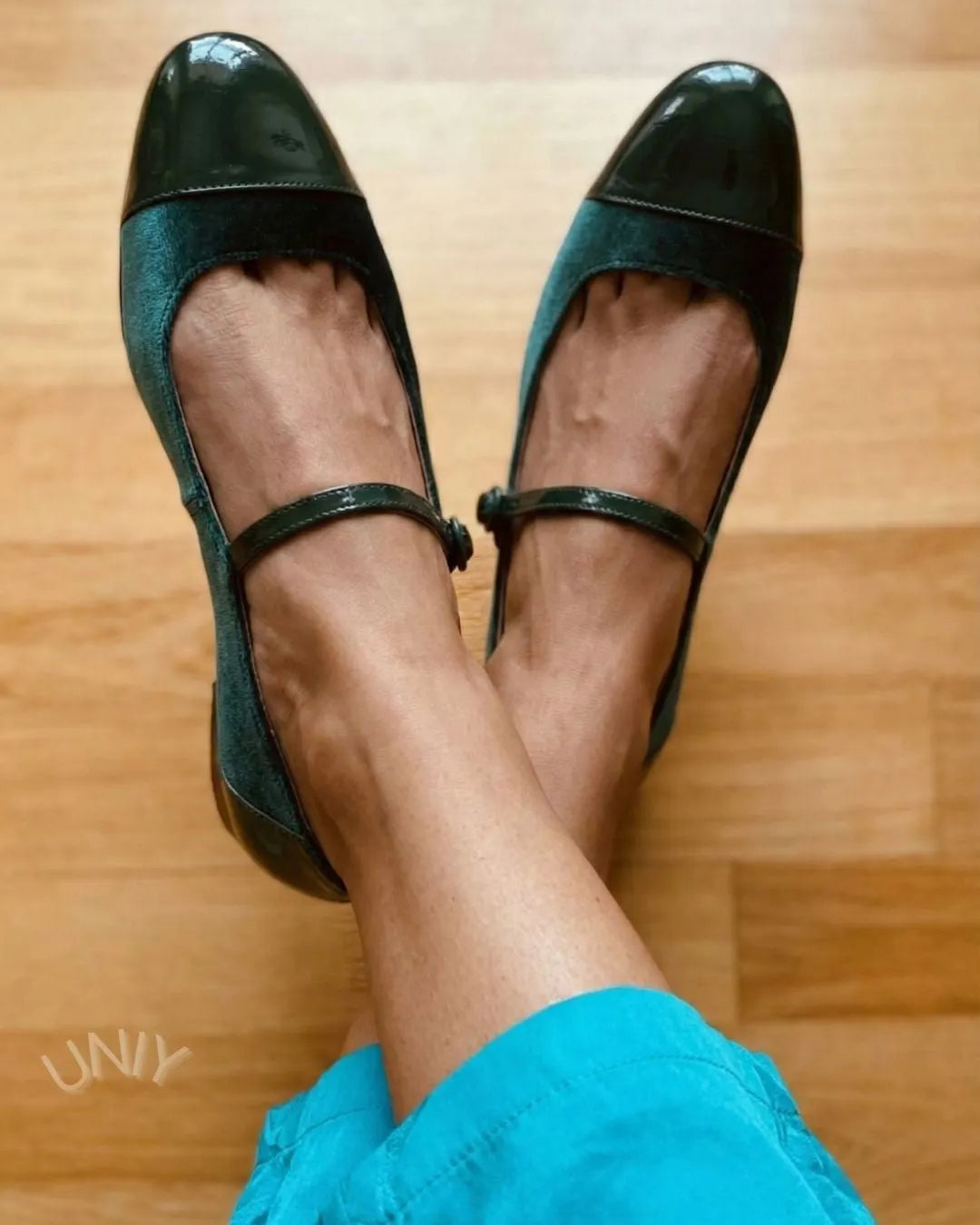 Elegant Dark Green Velvet Versatile Mary Jane Flats