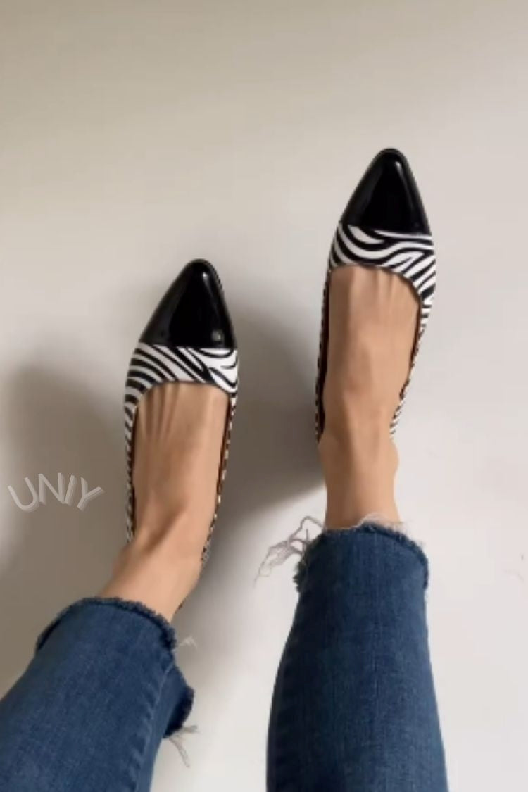 Elegant Zebra Print Pointed Toe Casual Flats