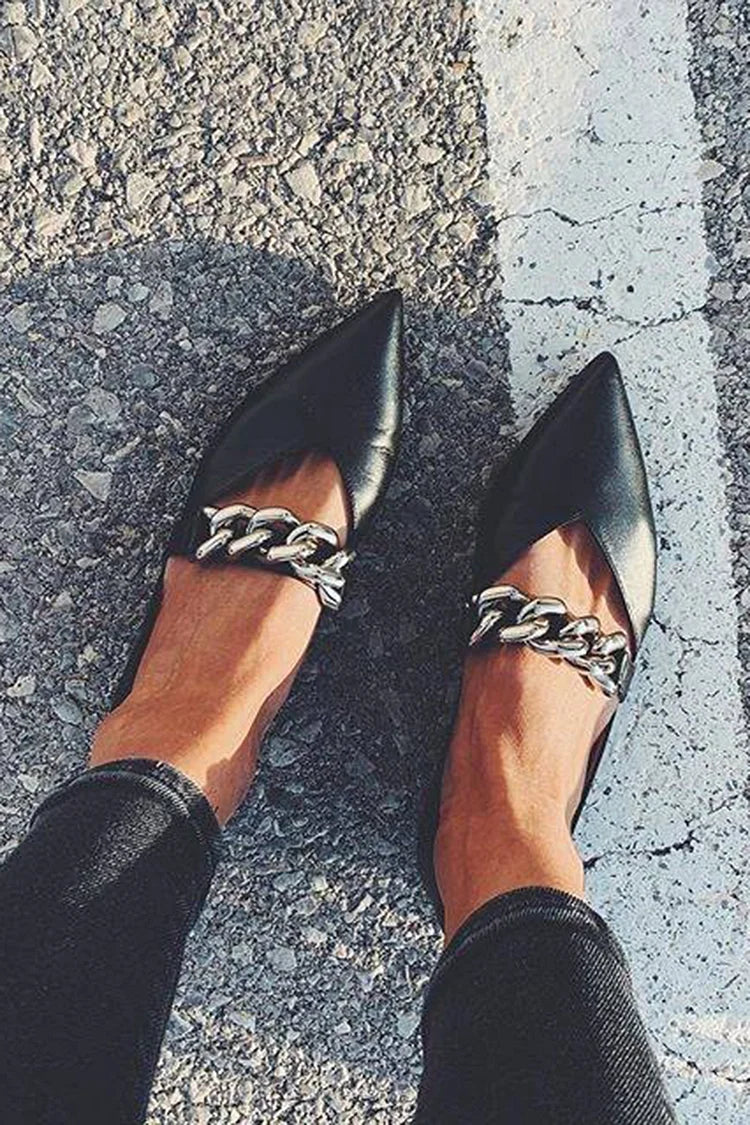 Metal Chain Decor Pointed Toe Black Flats