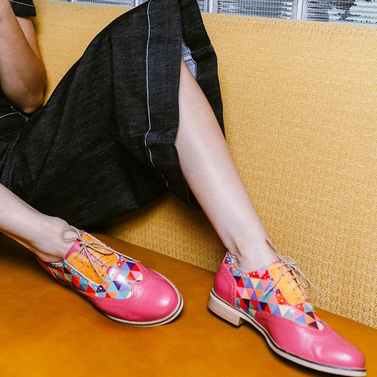 Splendid Multicolor Triangle Print Round Toe Lace Up Pink Oxfords