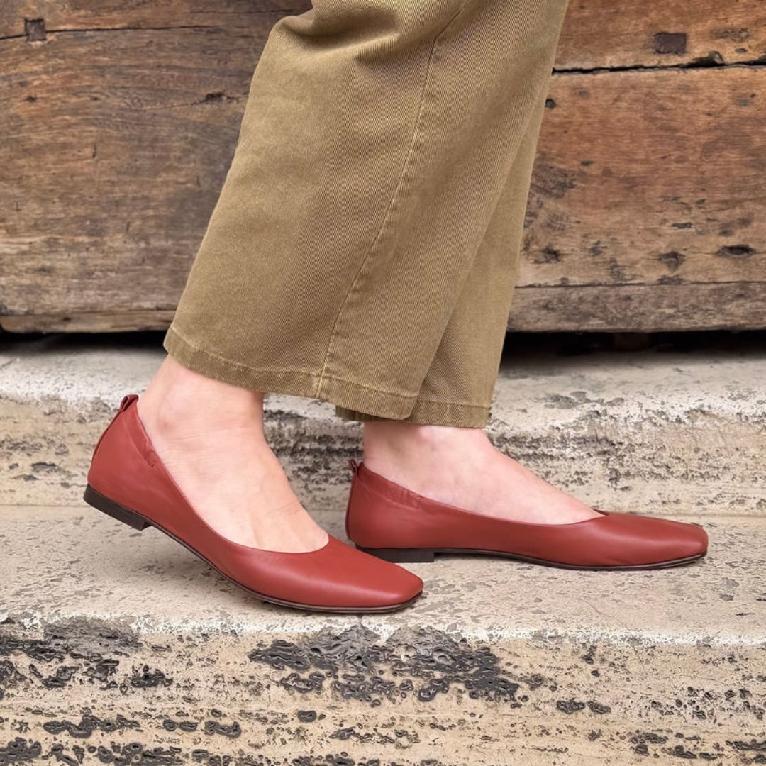 Minimalist Brick Red PU Leather Square Toe Flats