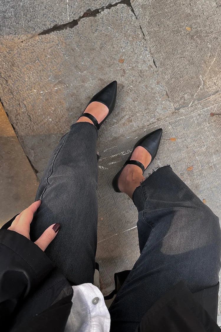 Solid Color Instep Strap Pointed Toe Black Flats