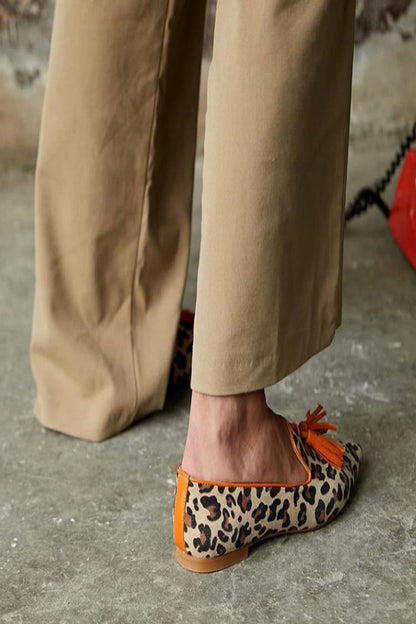 Leopard Print Fringed Trim Pointy Toe Retro Flats