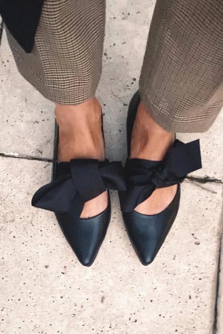 Solid Color Tie Up Pointed Toe Black Flats