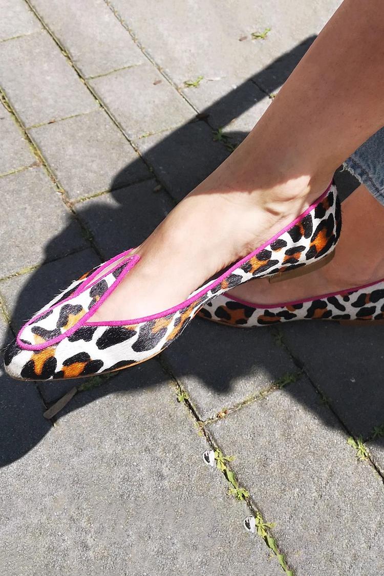 Leopard Pattern Patchwork Pointed Toe White Flats