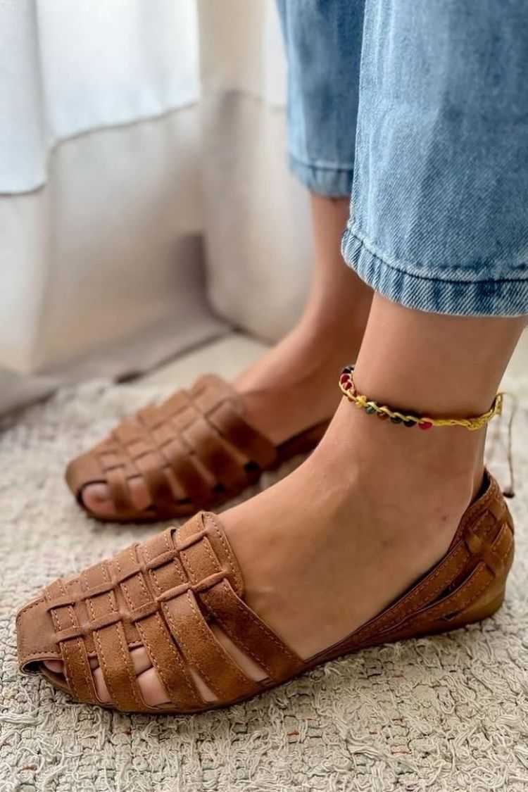Faux Leather Woven Cutout Peep Toe Flats