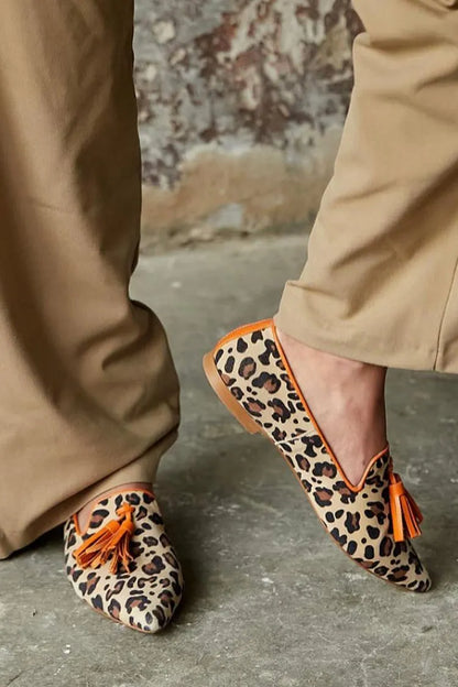 Leopard Print Fringed Trim Pointy Toe Retro Flats