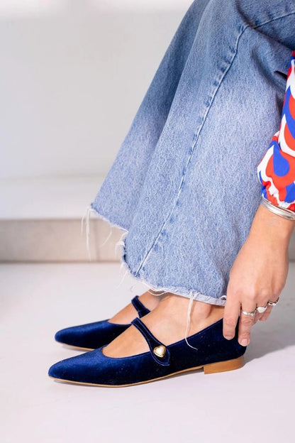 Blue Pointed Toe Velvet Metal Buckle Elegant Versatile Flats