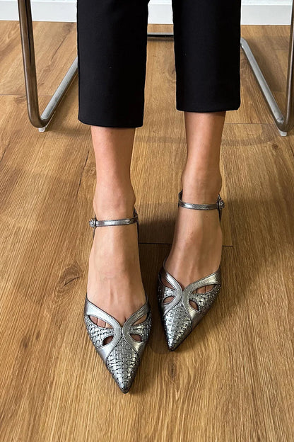 Hollow Out Metallic Sheen Pointed Toe Silver Flats