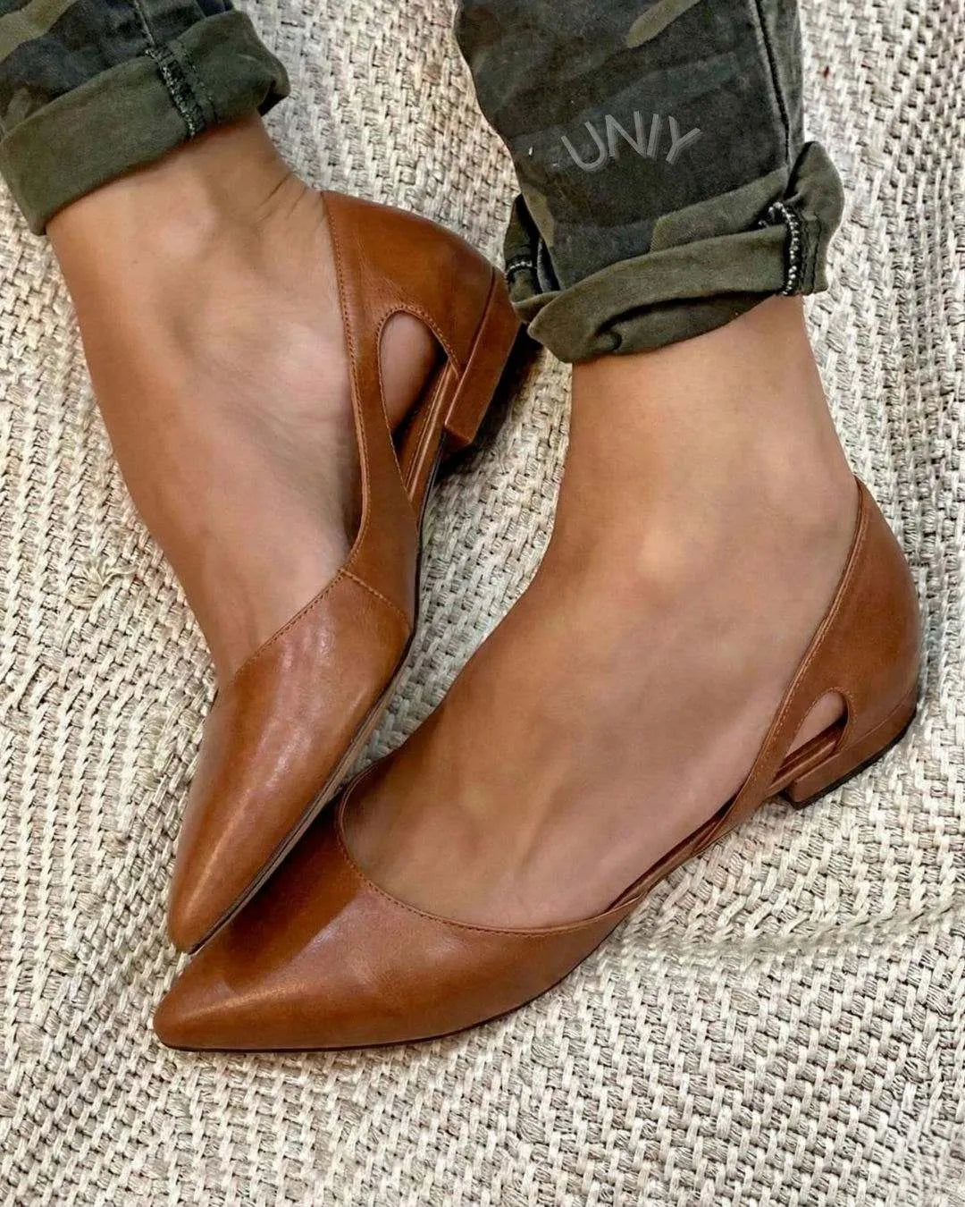 Vintage Brown PU Leather Pointed Toe Cutout Flats