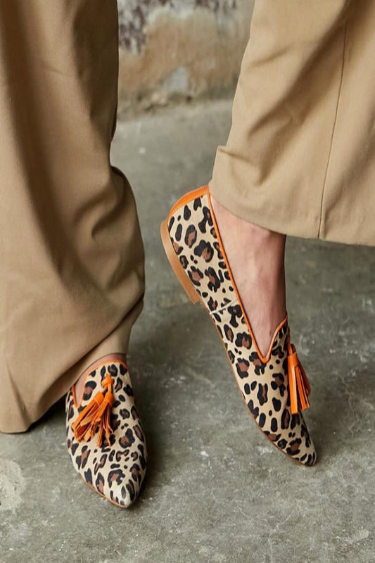 Leopard Print Fringed Trim Pointy Toe Retro Flats