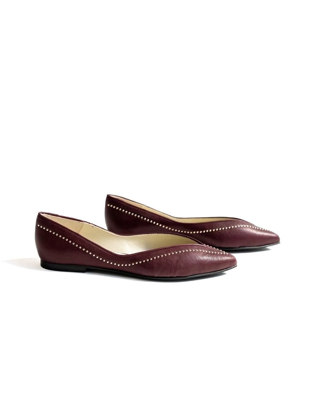 Burgundy V-Cut Studded Detail Pointed Toe Slip-On Flats
