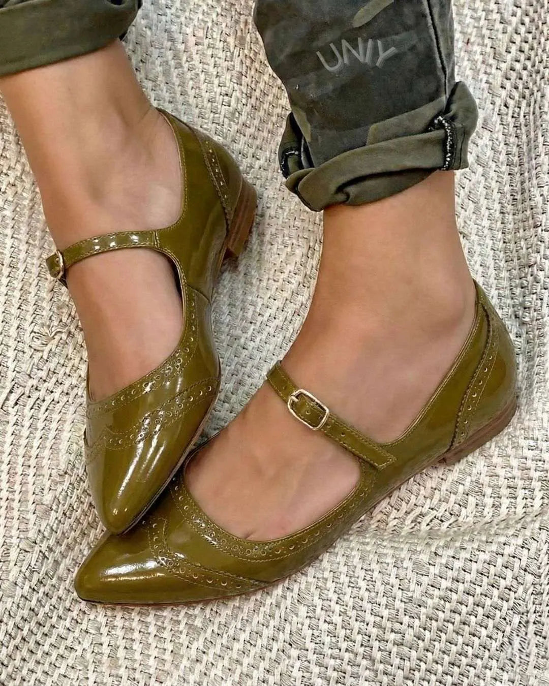Green Patent Leather Pointed Toe Brogue Mary Jane Flats