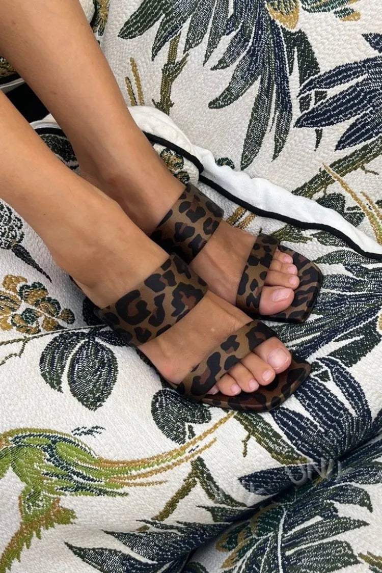 Chic Leopard Print Square Toe Double Strap Flats