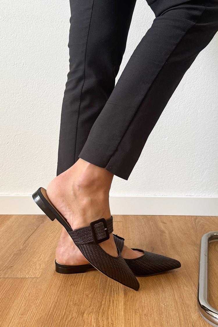 Instep Strap Buckle Solid Color Pointed Toe Black Flats