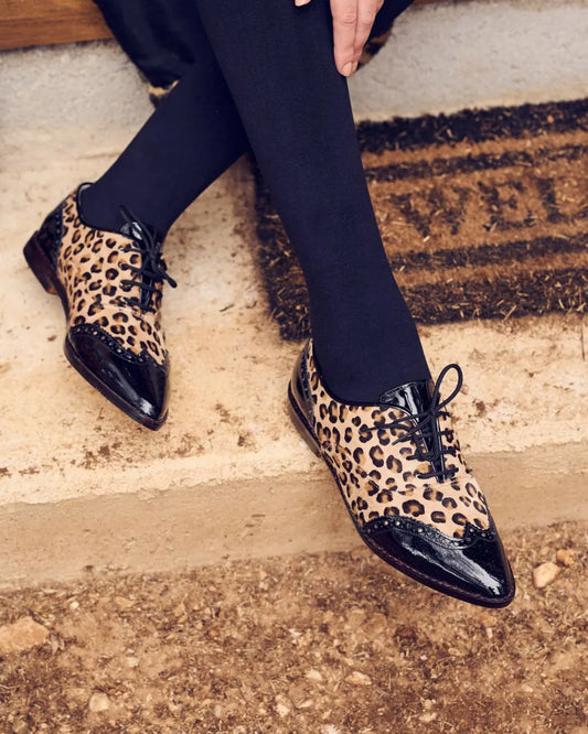 Vintage Leopard Print Patchwork Lace-Up Pointed Toe Flats