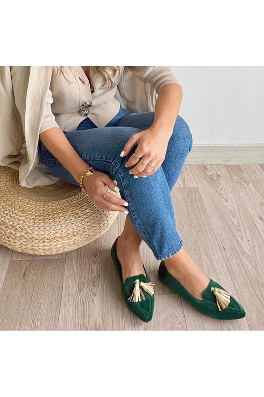 Tassels Decor Colorblock Pointed Toe Dark Green Flats