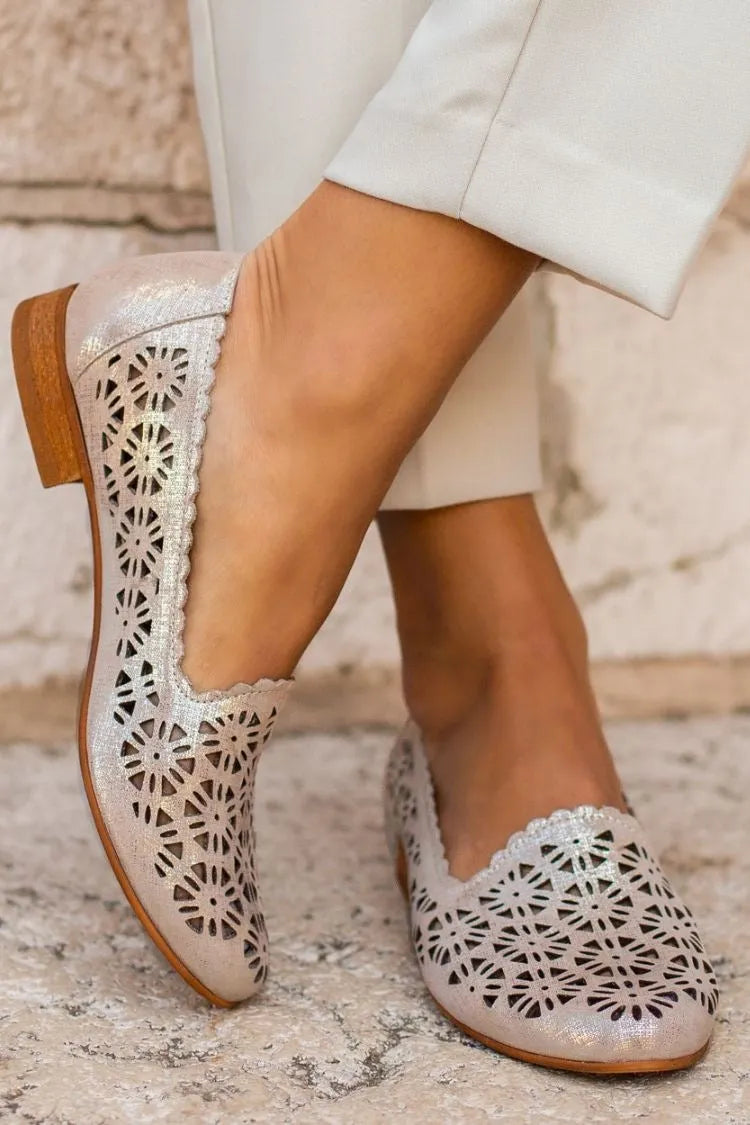 Round Toe Hollow Out Breathable Soft Sole Slip-On Flats