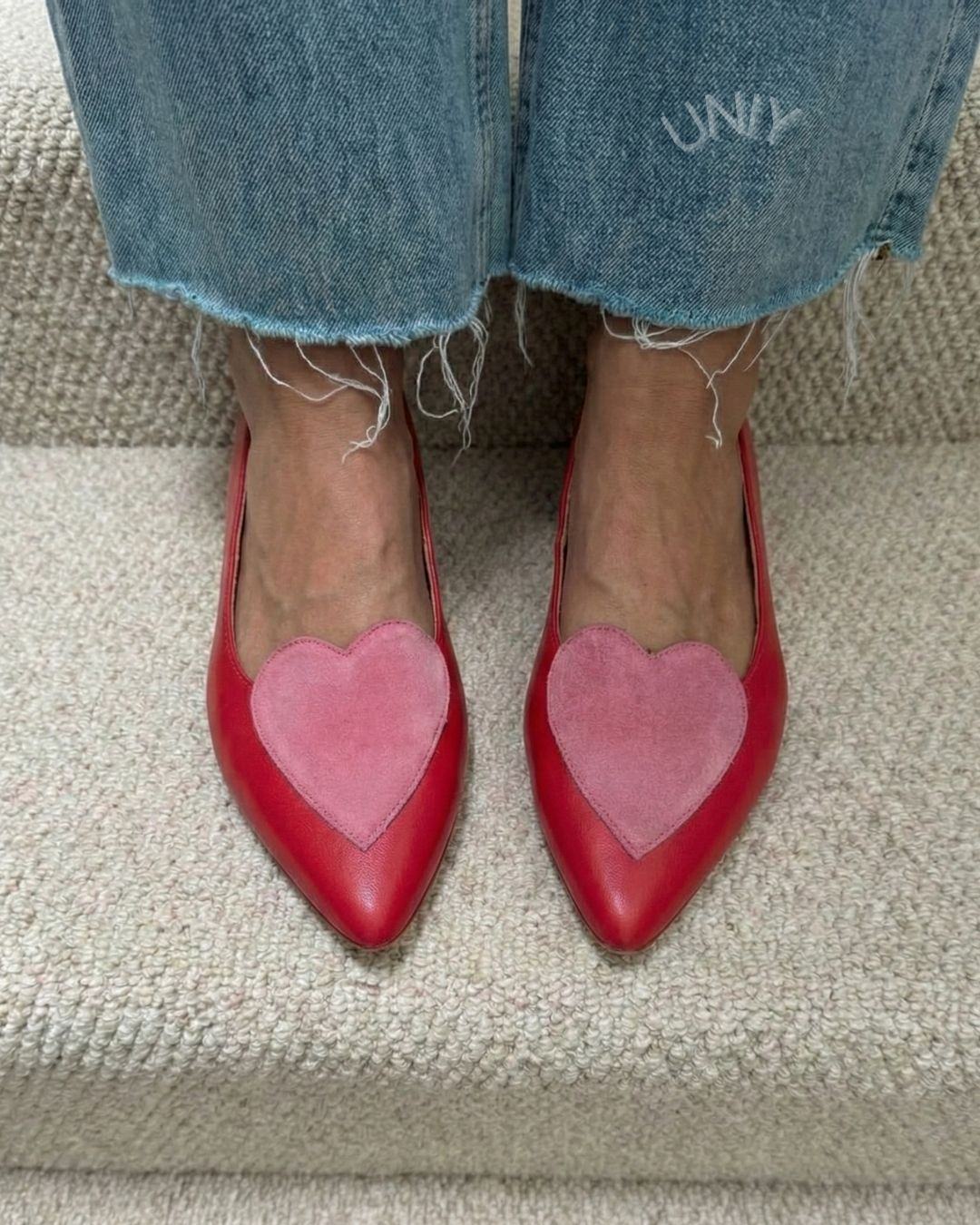 Color Block Pointed Toe Heart Detail Slip-On Casual Flats