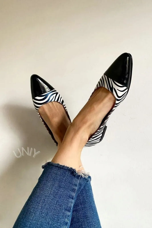 Vintage Zebra Print Patent Cap Toe Pointed Toe Flats
