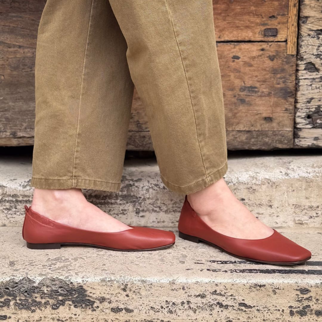 Minimalist Brick Red PU Leather Square Toe Flats
