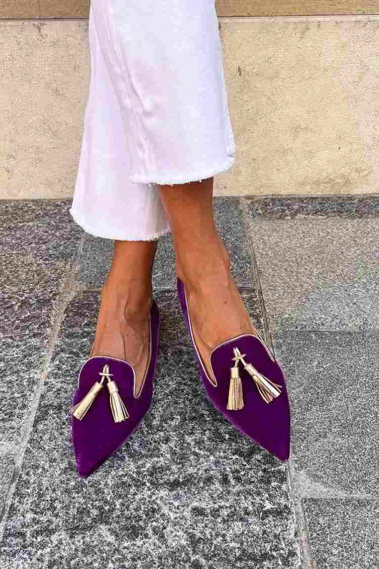 Breathable Faux Leather Decor Tassels Pointy Colorblock Toe Flats