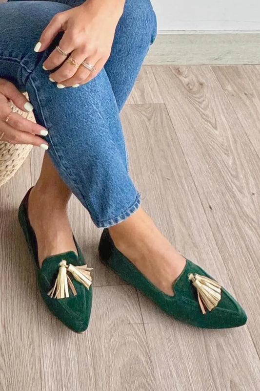 Tassels Decor Colorblock Pointed Toe Dark Green Flats
