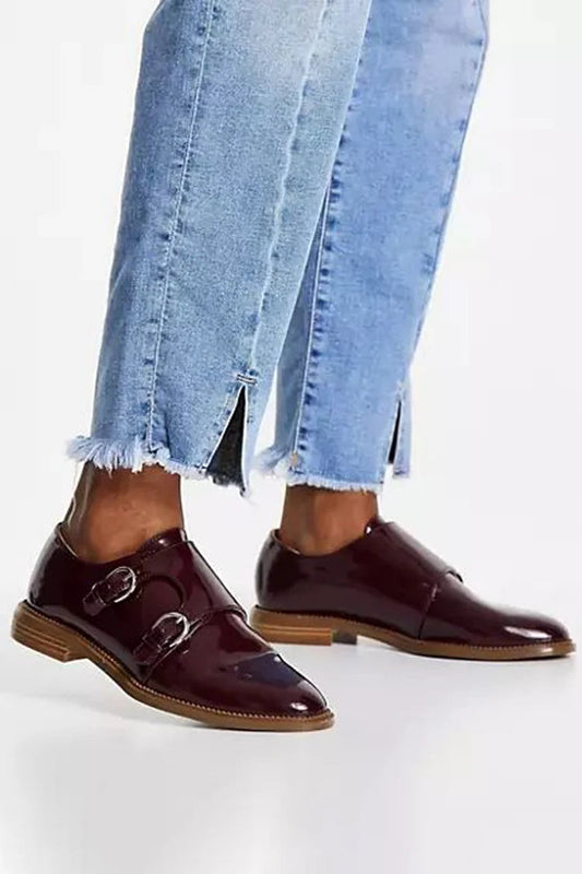 Buckles Patchwork Pointed Toe Burgundy Oxfords