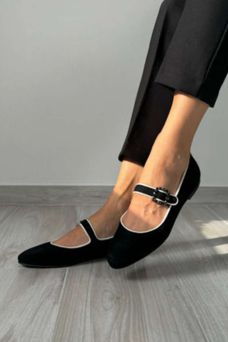 Suede Contrast Trim Buckle Mary Jane Flats