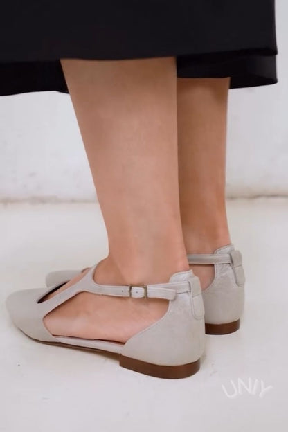 Minimalist Light Grey Cut-Out Pointed Toe Flats