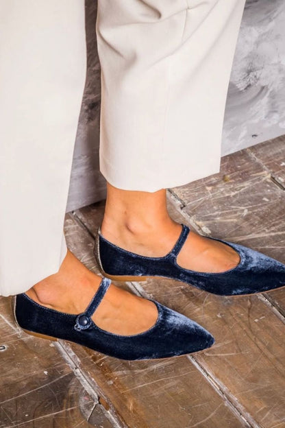 Solid Color Velvet One-Strap Pointed Toe Elegant Versatile Flats