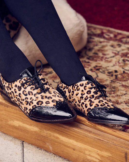 Vintage Leopard Print Patchwork Lace-Up Pointed Toe Flats