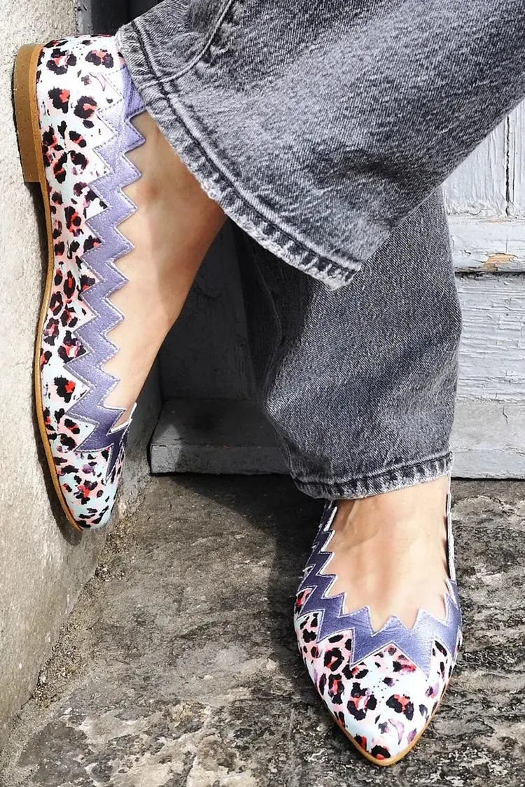 Leopard Print Wavy Patchwork Pointed Toe White Flats