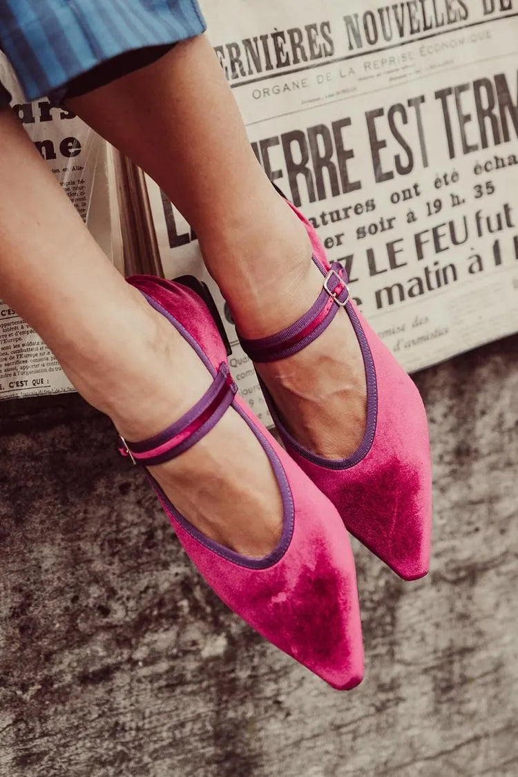 Contrast Trim Instep Strap Buckle Pointed Toe Fuchsia Flats