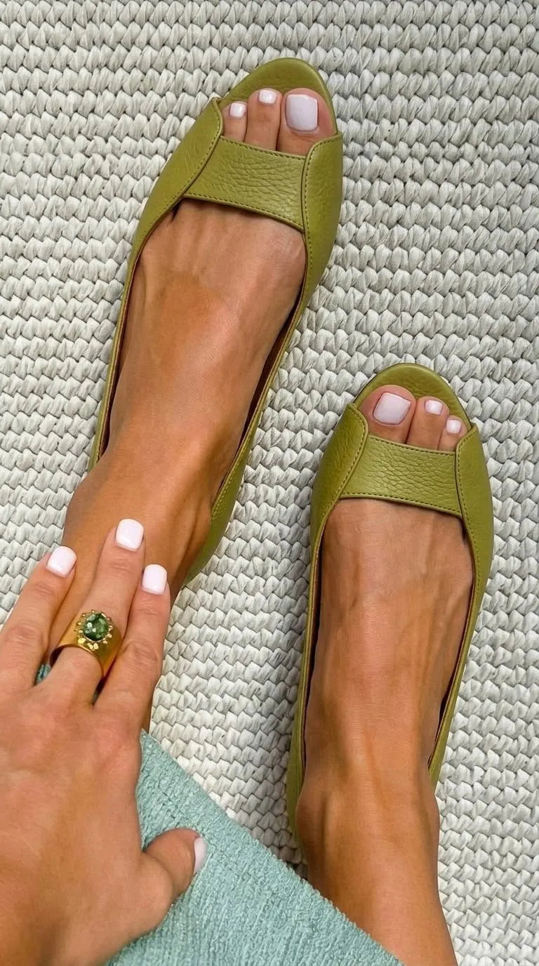 Chic Champagne Gold Metallic Textured Peep Toe Flats